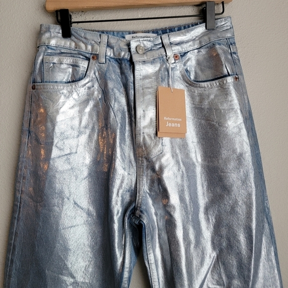 Reformation Cynthia High Rise Coated Straight Jeans in Silver NEW - Picture 6 of 13
